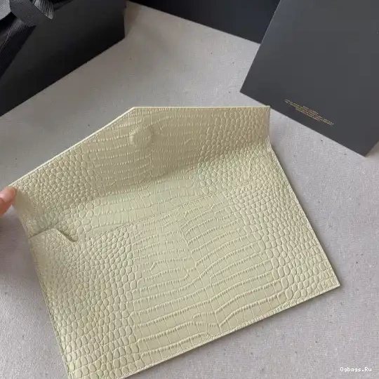 POUCH YSL UPTOWN 0518